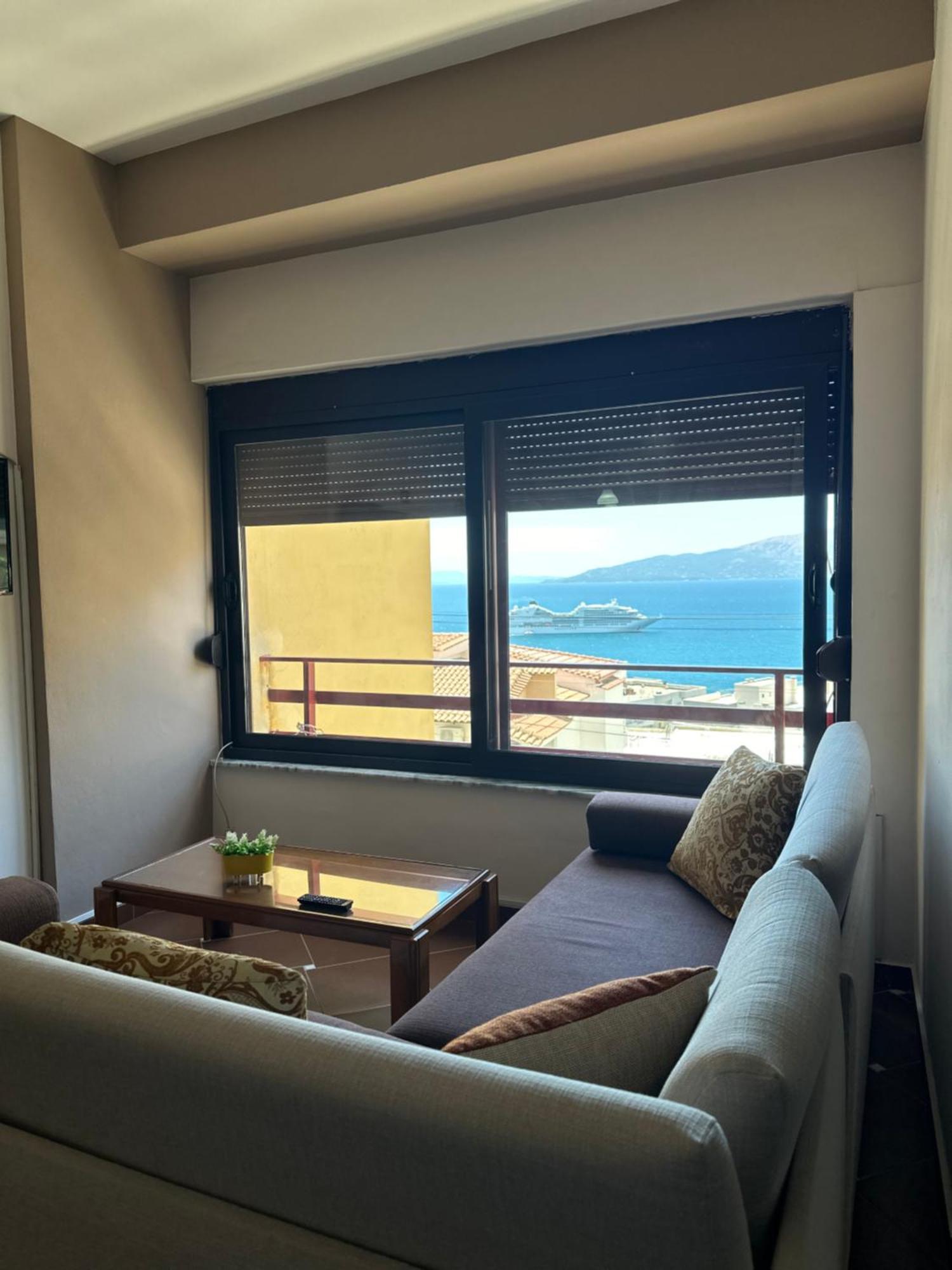 Megrooms Sarandë Exterior foto